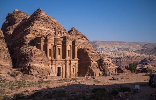 صُعُود الأَدُومِيِّين وَسُقُوطَهُم